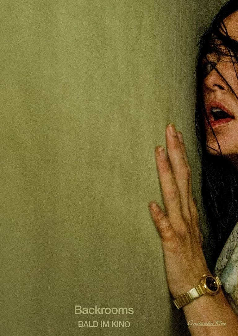 Filmplakat des Films (vorabsehen | englisch+) Backrooms