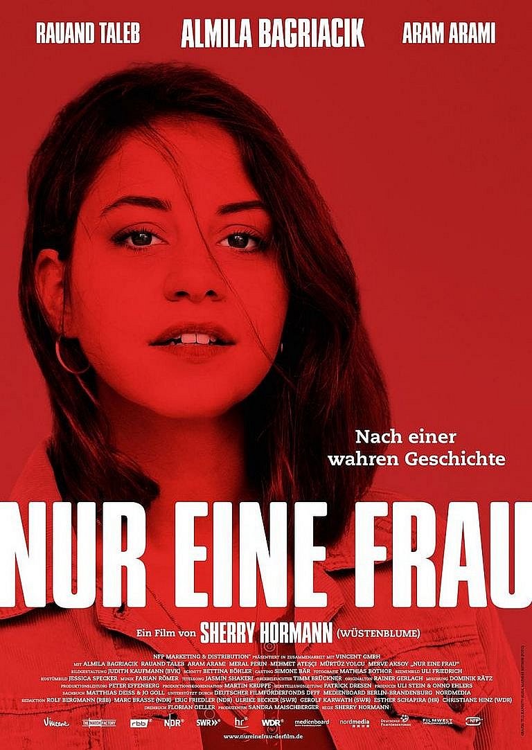 Filmplakat des Films (Popcorn & Demokratie) Nur eine Frau